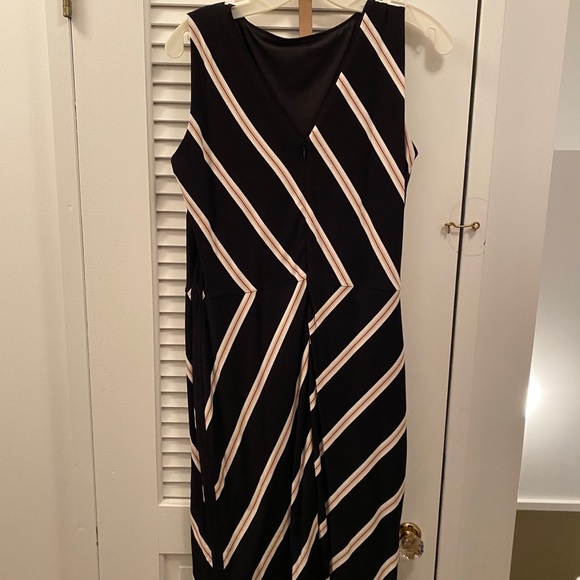 White House black Market sheath dress - Picture 4 of 5